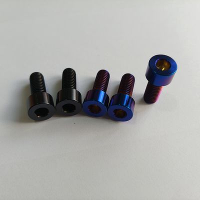 Titanium Flange Bolt DIN 6921 for automobile